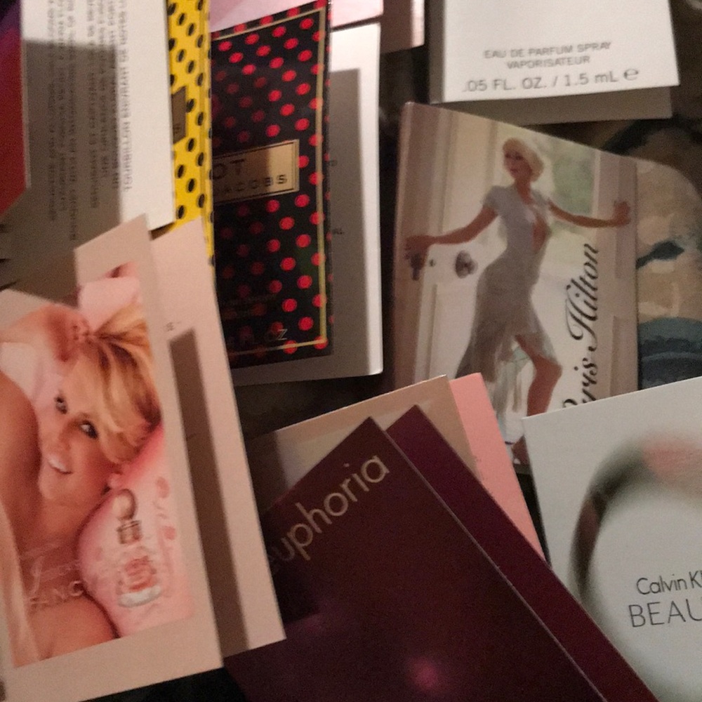 Authentic fragrance samples             Pack of 10